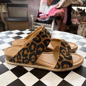 Lucky Brand Wyntor Slide Sandal leopard